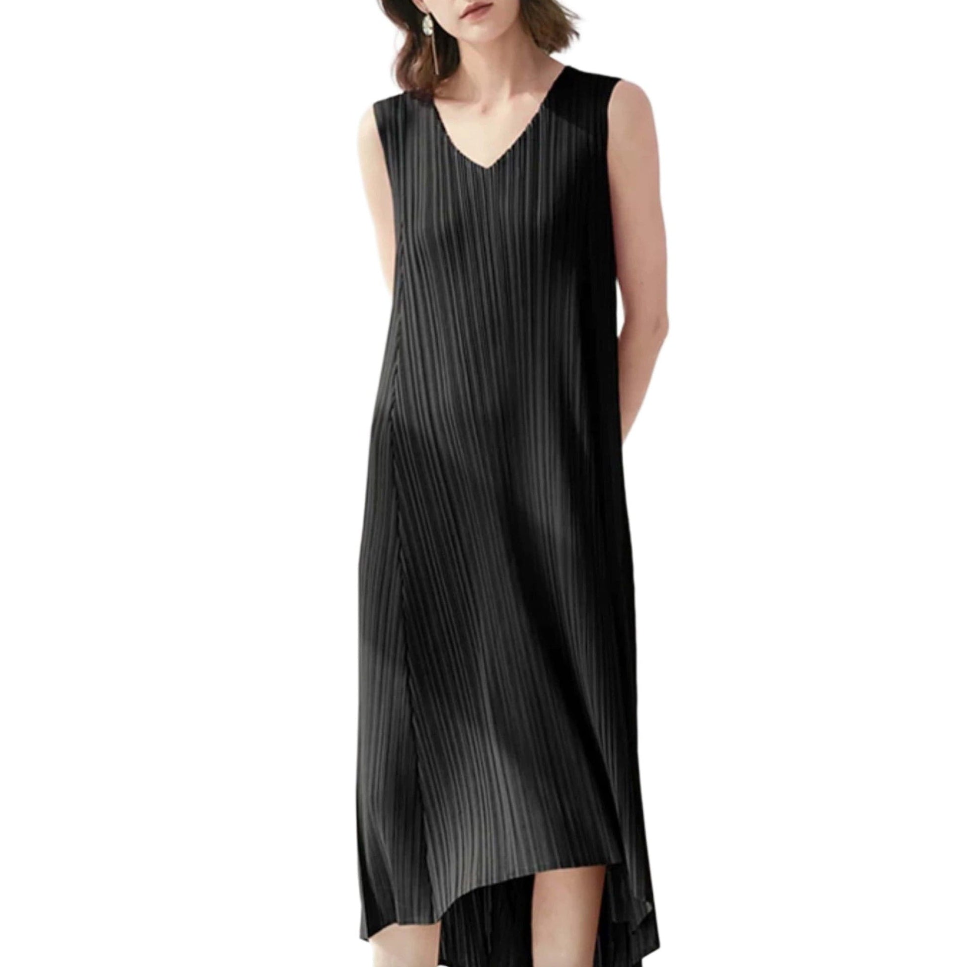 black pleated v-neck sleeveless dress free size