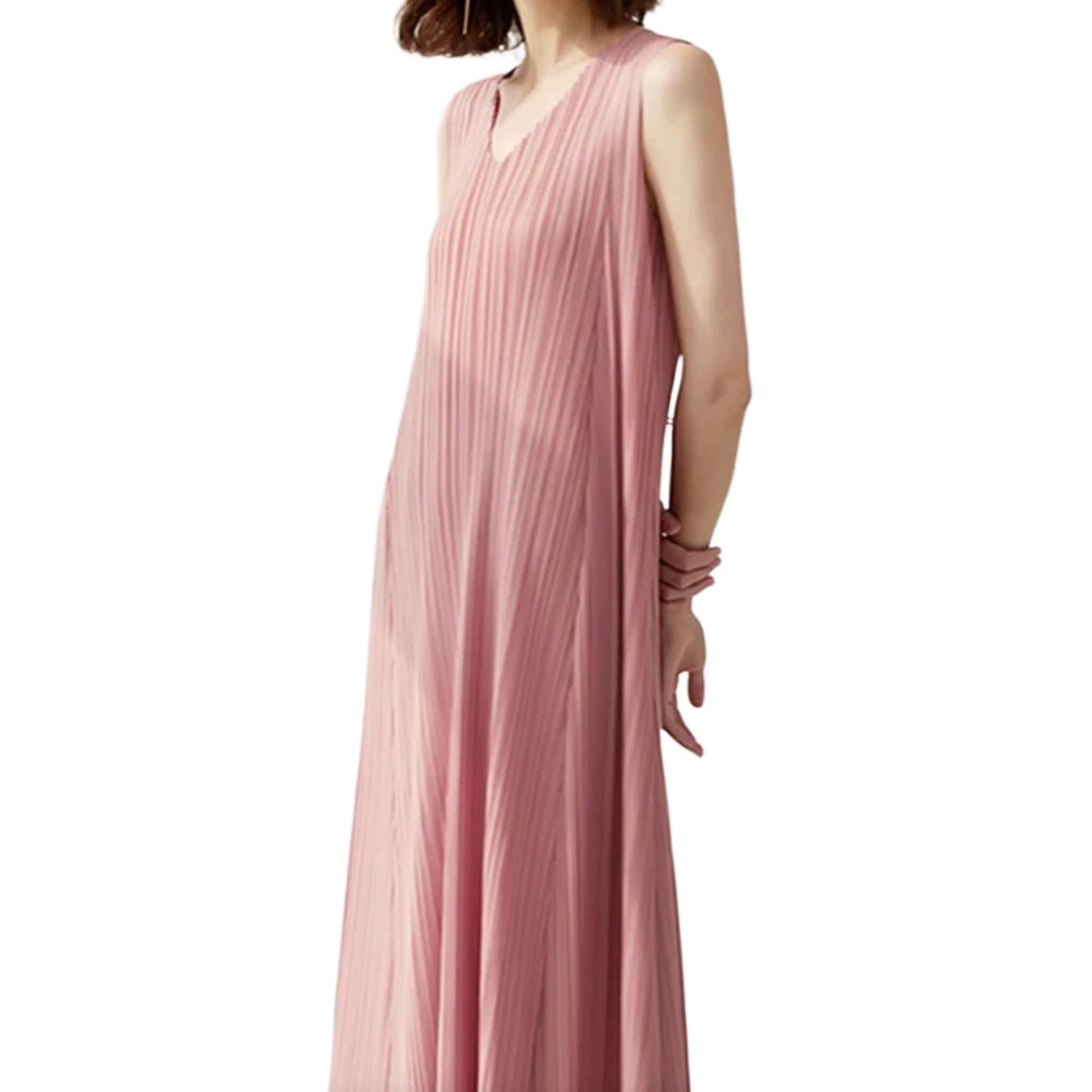 sleeveless pleated pink dress
